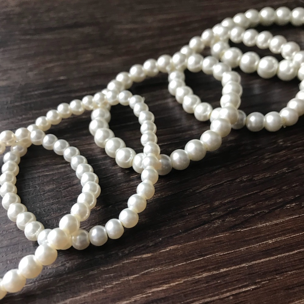 💥4/$25💥 Pearl Bracelets in Multiple Sizes Bundle